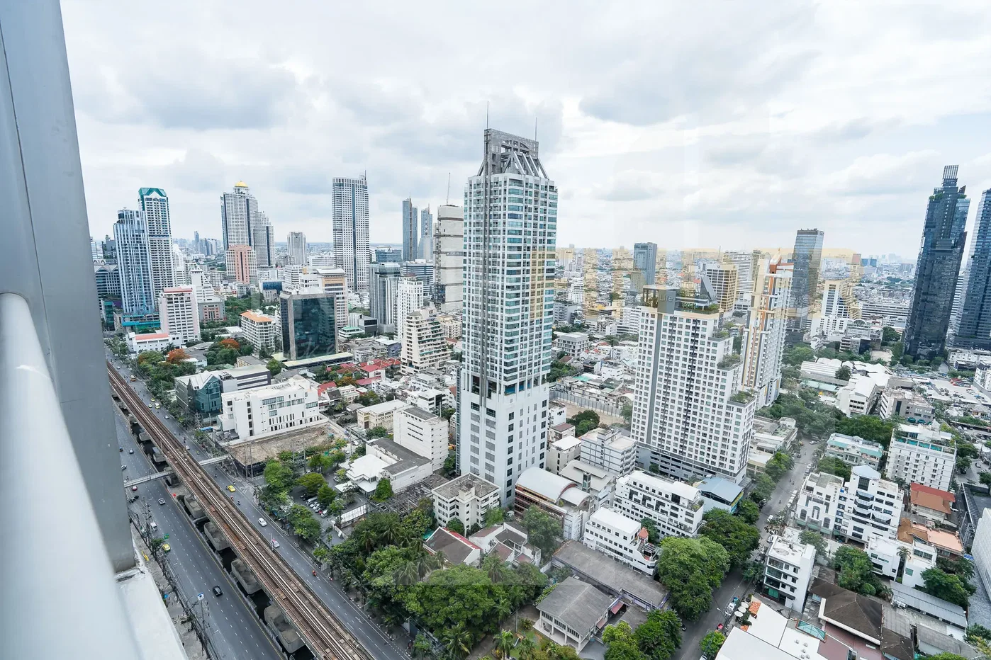 รูป Sky Villas Condominium 3 bedrooms, for rent - รูปที่ 21/21