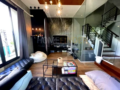 ทาวน์โฮม ซอยลาซาล (สุขุมวิท 105) : Baan Klang Muang British Town Srinakarin 3 bedrooms, for sale