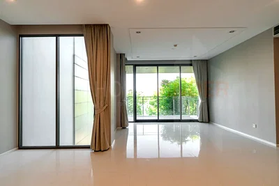 ขายคอนโด : 333 Riverside 2 bedrooms, for sale