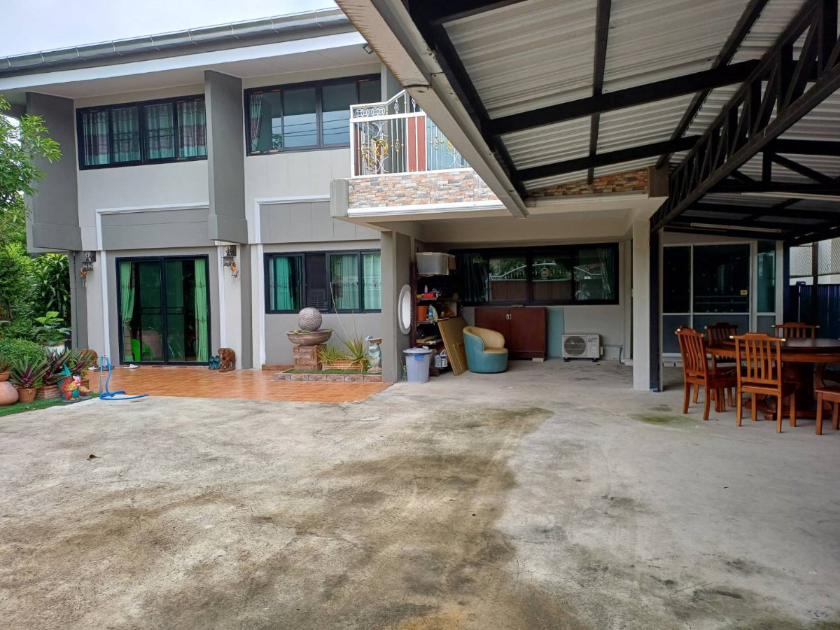 รูป บ้านเดี๋ยวขายราคาพิเศษ ขนาด 143 ตรว. 5 นอน 4 น้ำบรรยากาศเงียบสงบ ในซอยรามคำแหง118 ใกล้ศูนย์นันทนาการเขตสะพานสูงและรถไฟฟ้าสีส้มสถานีสัมมากร - รูปที่ 9/17