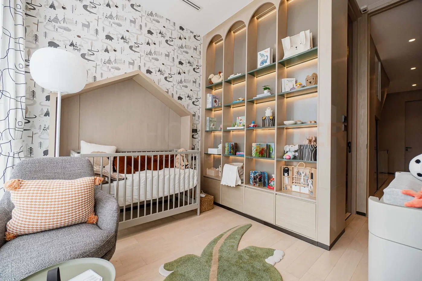 รูป VI Ari 5 bedrooms, for sale - รูปที่ 9/13