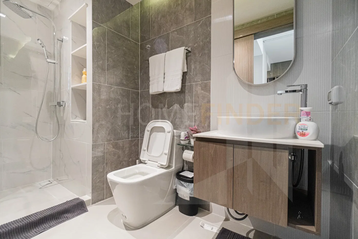 picture Lloyd Soonvijai - Thonglor 2 bedrooms, for rent - 9/11