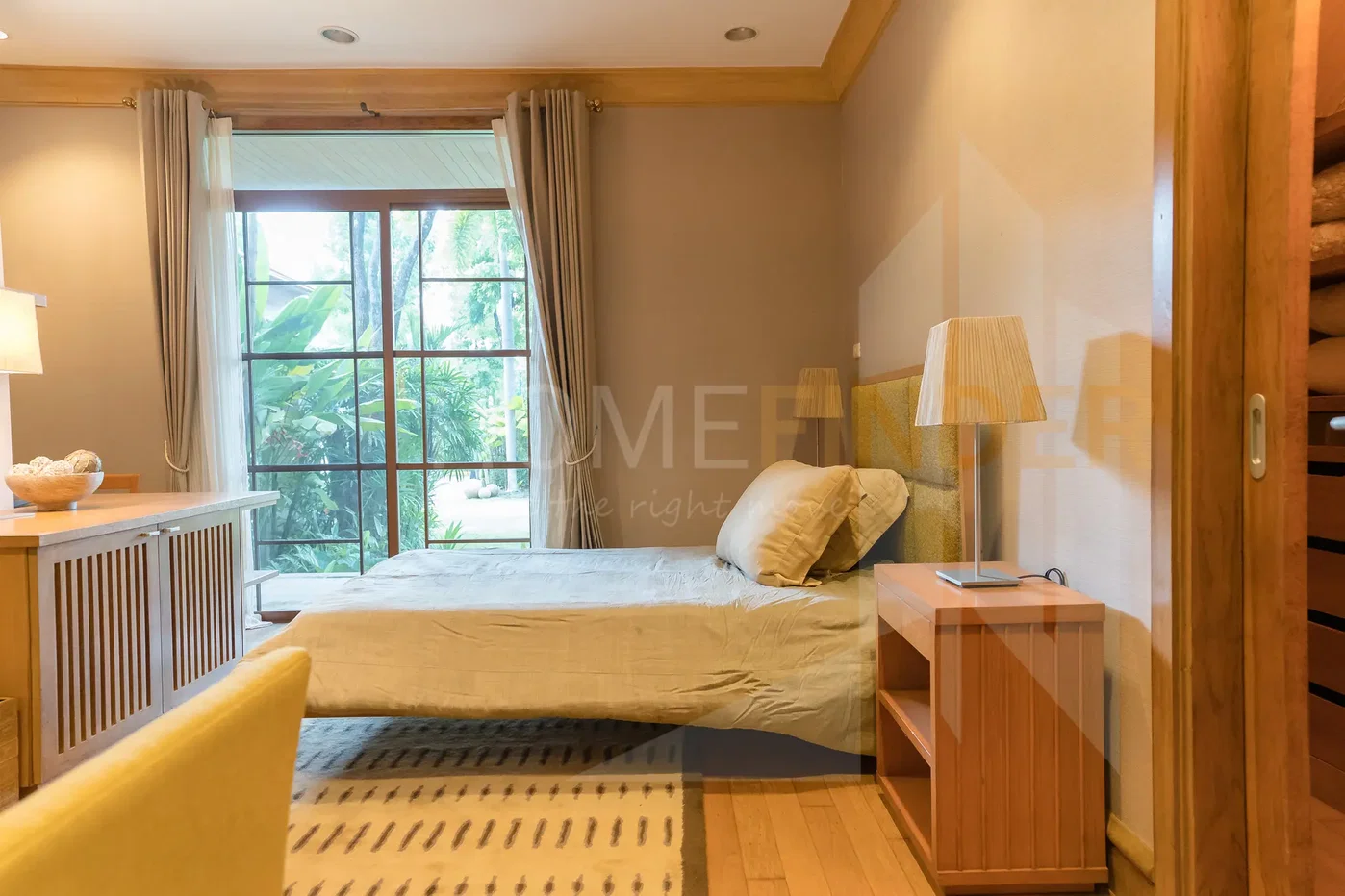 picture Narasiri Pattanakarn 5 bedrooms, for sale - 6/27