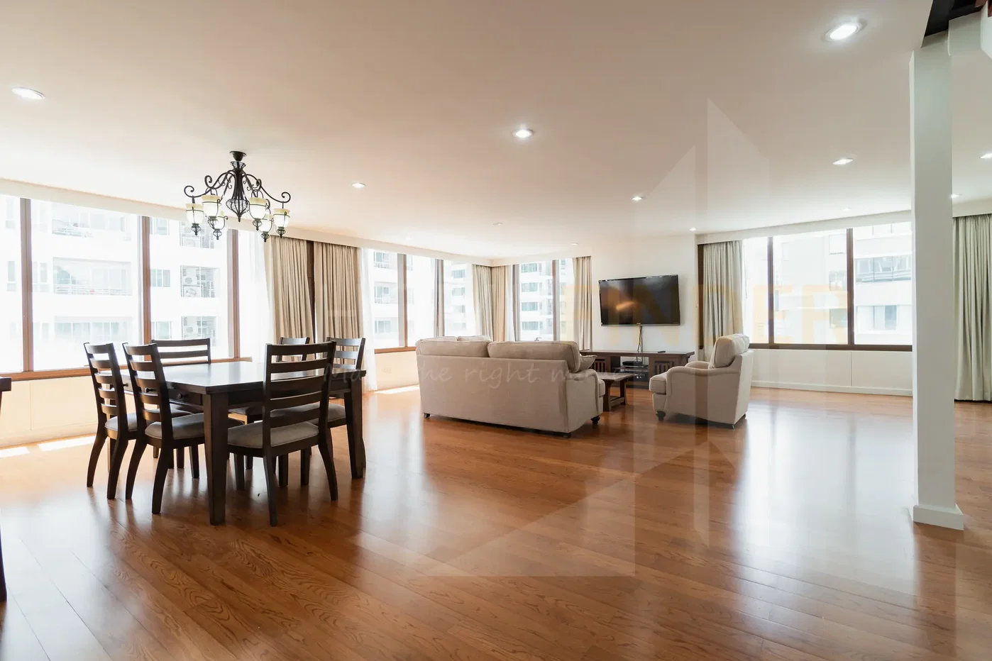 รูป Bright Sukhumvit 24 3 bedrooms, for rent - รูปที่ 2/15