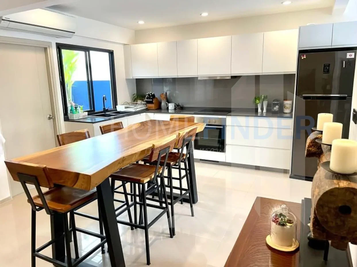 รูป House in Pattanakarn 32 3 bedrooms, for rent - รูปที่ 4/12