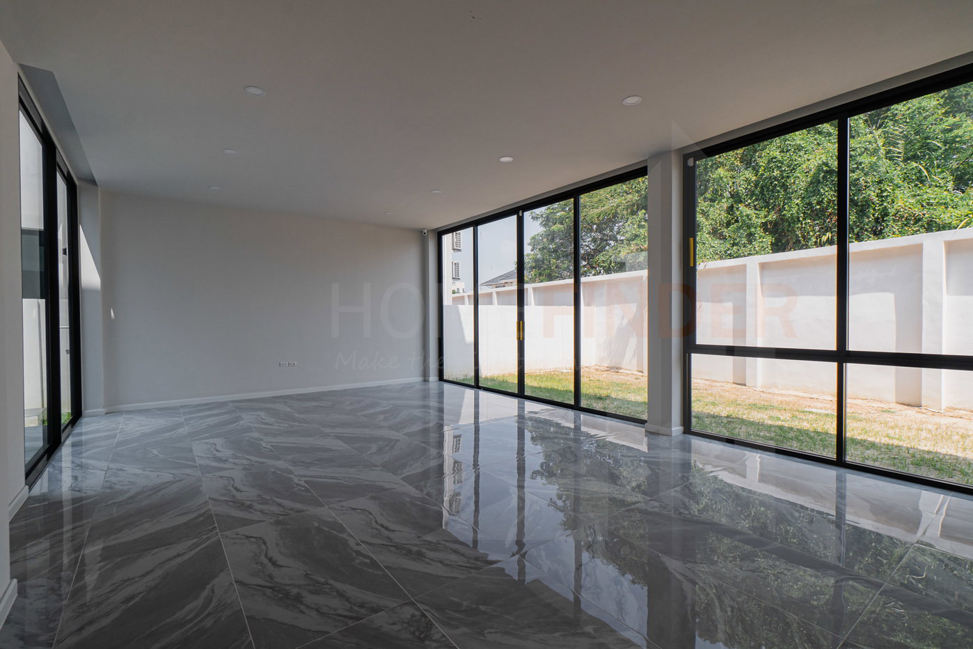 รูป The Master Ekkamai-Ramintra 4 bedrooms, for sale - รูปที่ 4/27