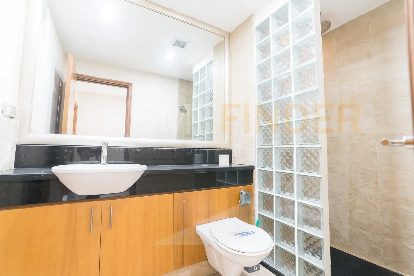 picture Sky Villas Condominium 3 bedrooms, for rent - 17/22