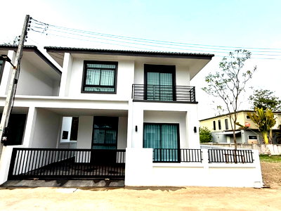 Houses for rent Chiang Mai : 🏡✨ Two-Storey Detached House for Rent Near Kad Farang, Hang Dong ✨🏡