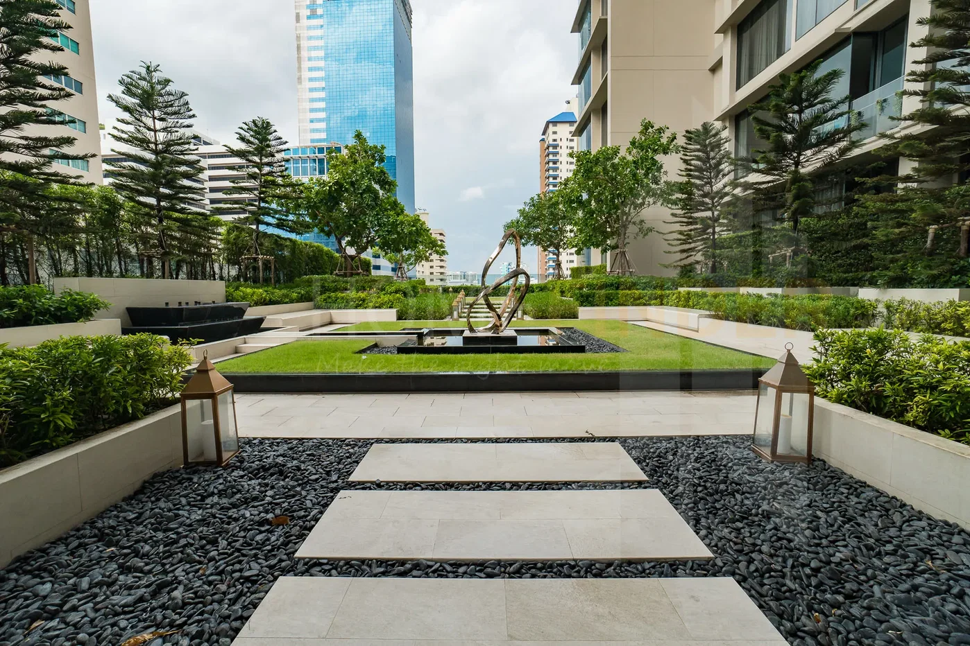 picture The ESSE Asoke 2 bedrooms, for sale - 11/19