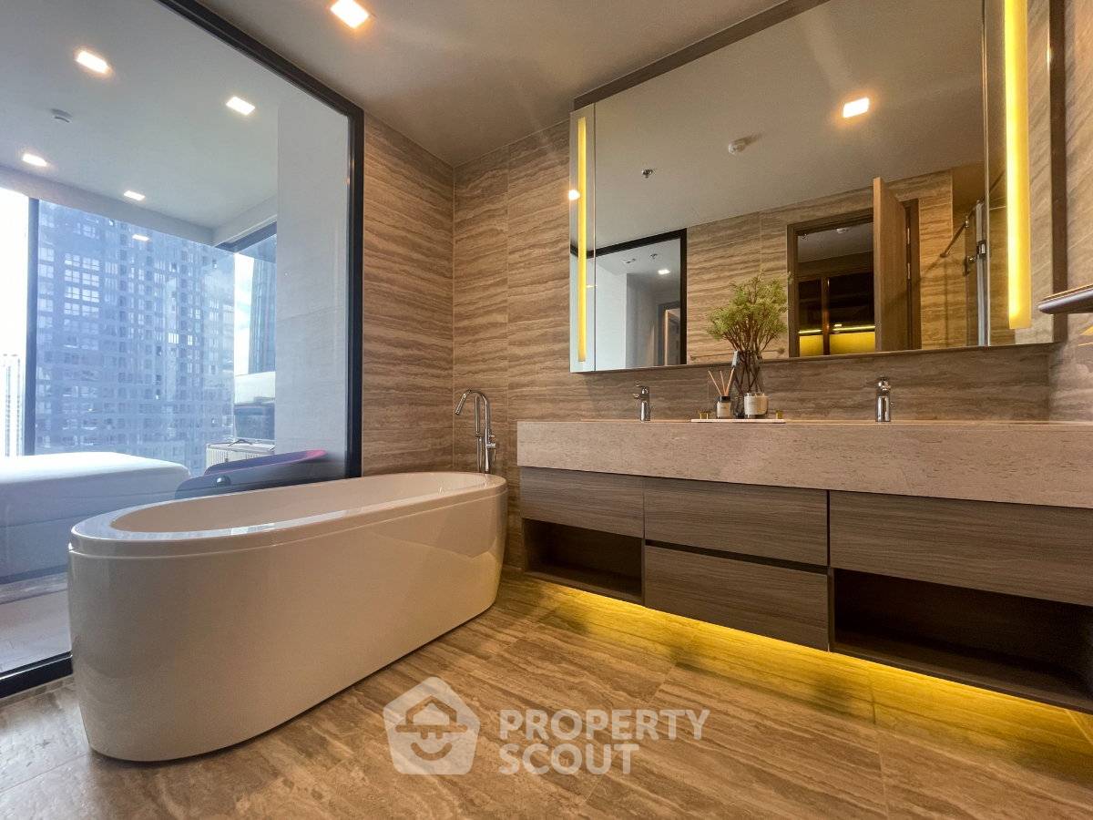 picture 24th-Floor 2-BR 86 Sqm Celes Asoke Near MRT Sukhumvit (ID 3257332) - 8/19