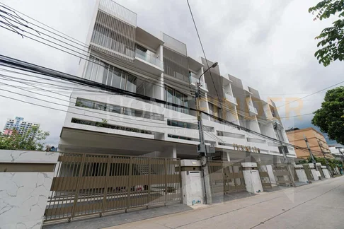 LUXE 35 3 bedrooms, for sale