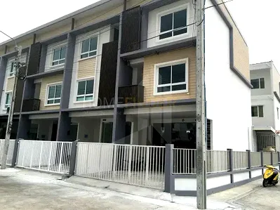 เช่าทาวน์โฮม เขตบางนา : The Rich Biz Home, Townhome in Bangna - Lasalle, 3 Bedrooms, near Bangkok Pattana International School 3 bedrooms, for rent