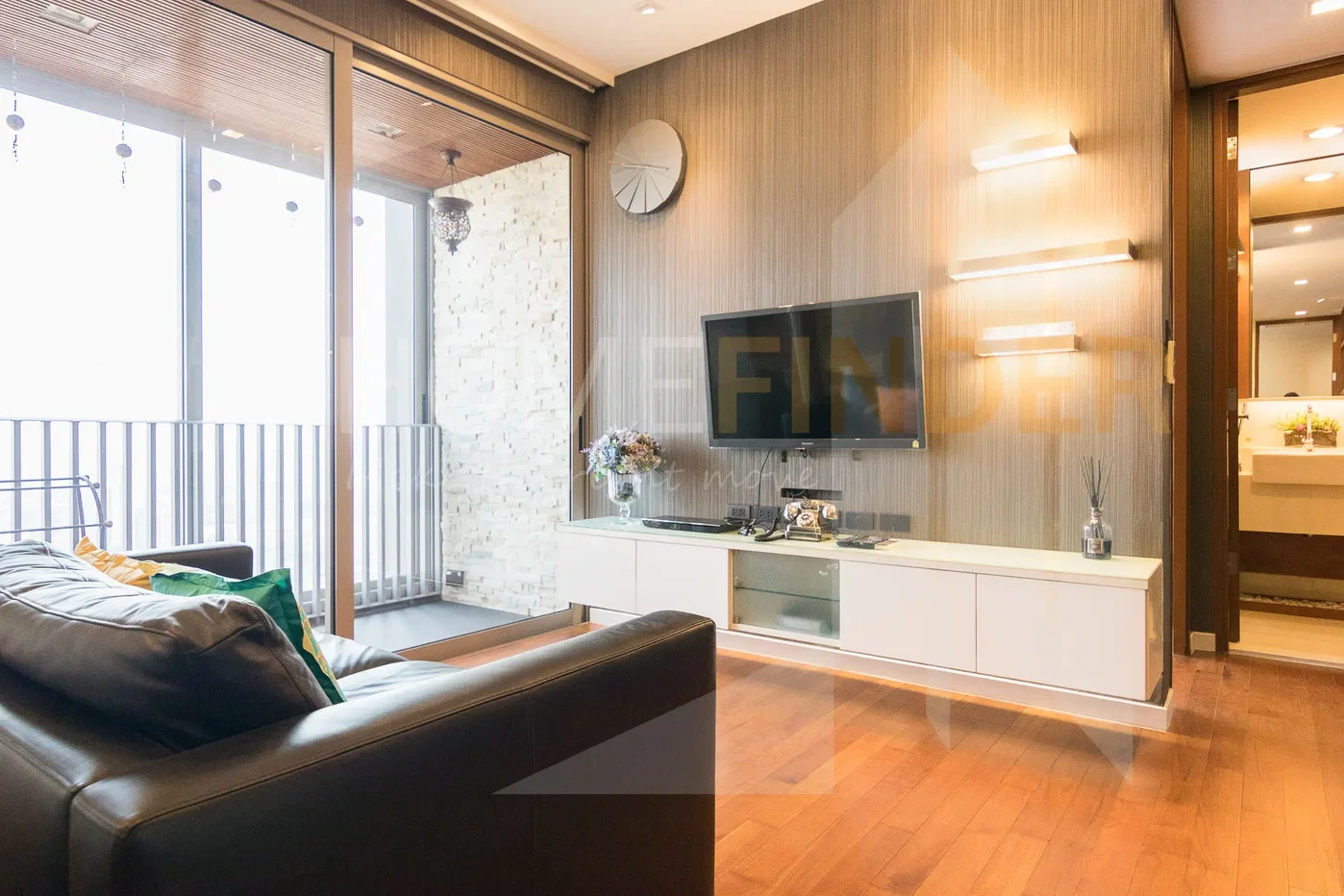 picture Ashton Morph 38 2 bedrooms, for rent - 2/10