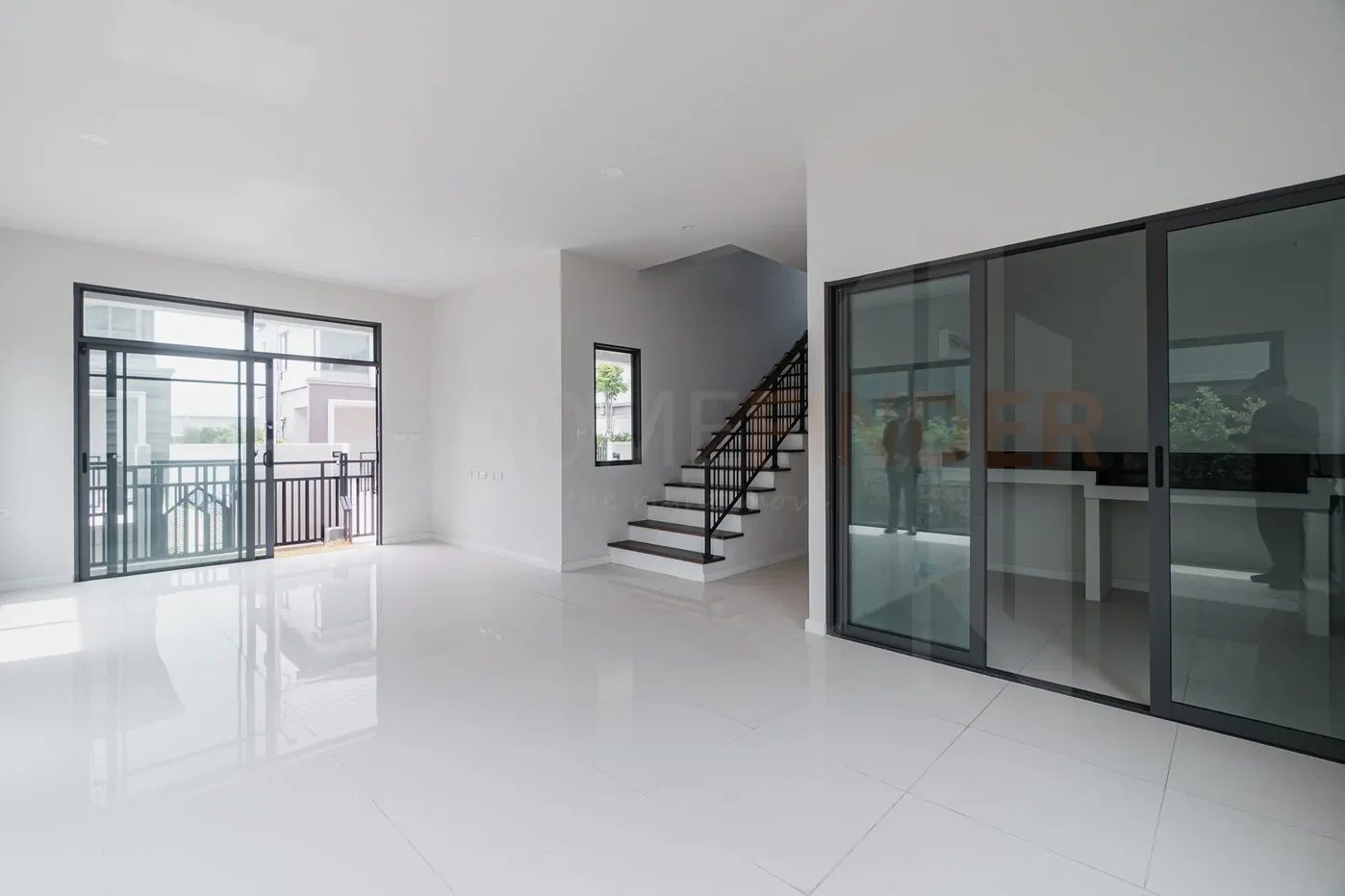 รูป Grand Britania Krungthepkreetha 4 bedrooms, for sale - รูปที่ 4/27
