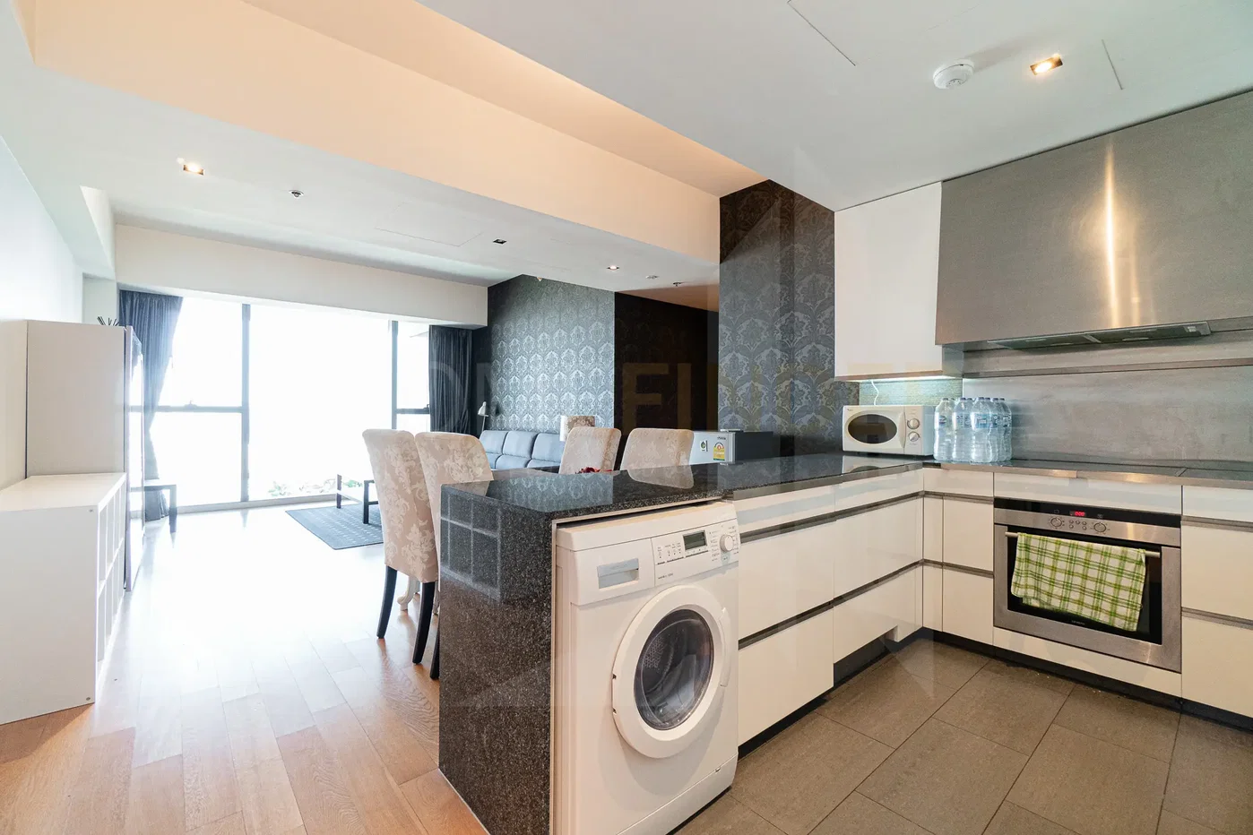 รูป The Met 2 bedrooms, for sale - รูปที่ 3/16