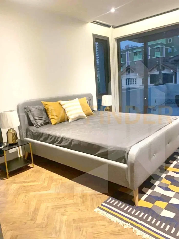 รูป For rent 4 bedroom Single Detached House with pool in Thonglor, Sukhumvit, Bangkok 4 bedrooms, for rent - รูปที่ 7/10