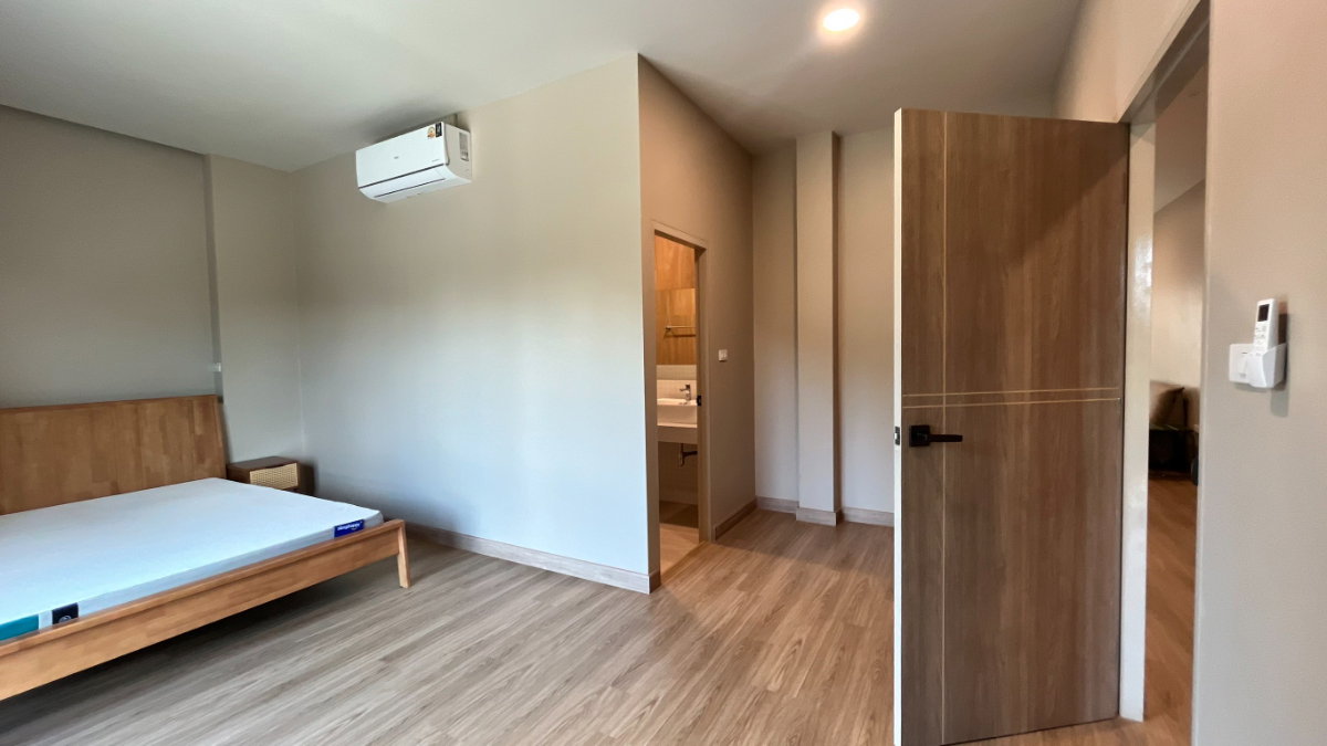 รูป บ้านเดี่ยวสไตล์โมเดิร์นให้เช่า ใกล้ SBS International School & Kad Farang | หางดง เชียงใหม่ - รูปที่ 29/33