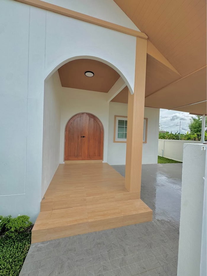 รูป 🏡 ขายด่วน! บ้านเดี่ยวสร้างใหม่ สไตล์ Minimal Muji สันป่าตอง ที่ดิน 50 ตร.ว. 📞 063-6649056 - รูปที่ 9/16
