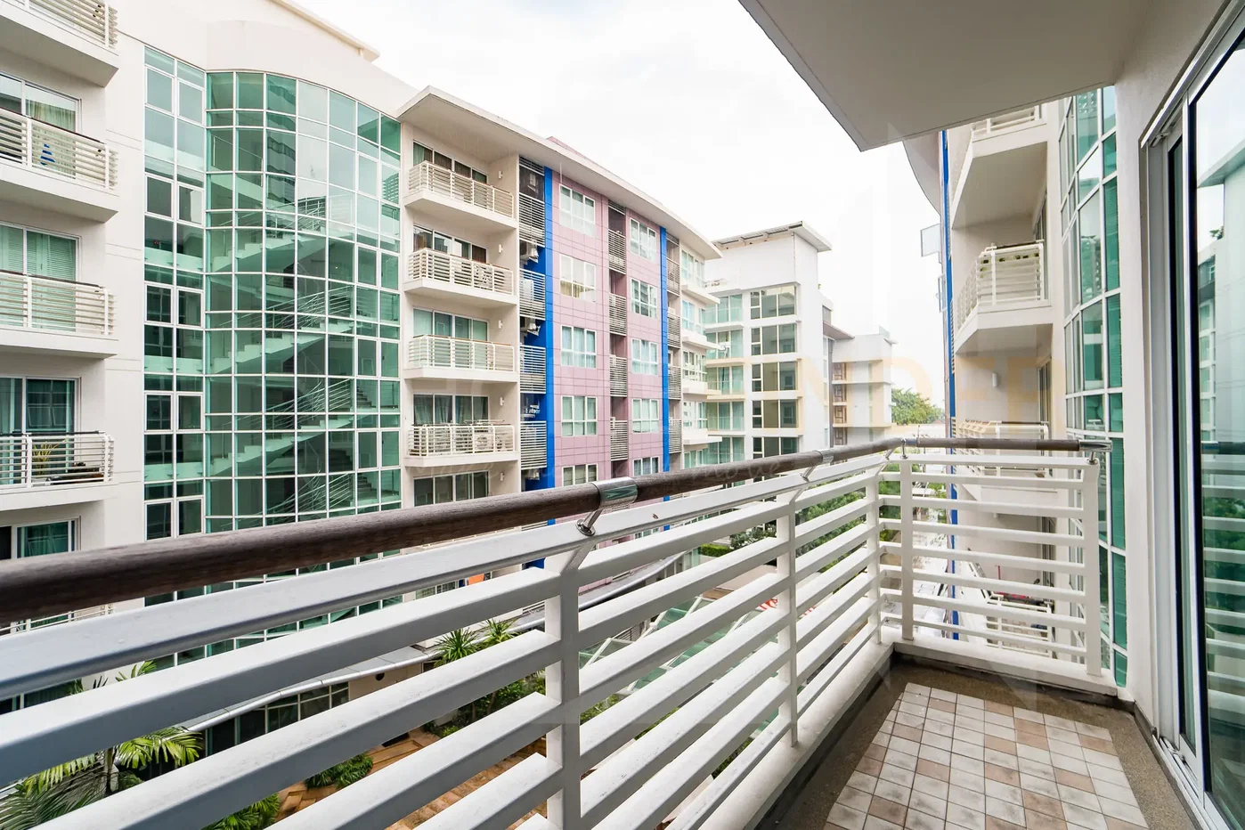 picture Avenue 61 condominium 2 bedrooms, for rent - 18/20