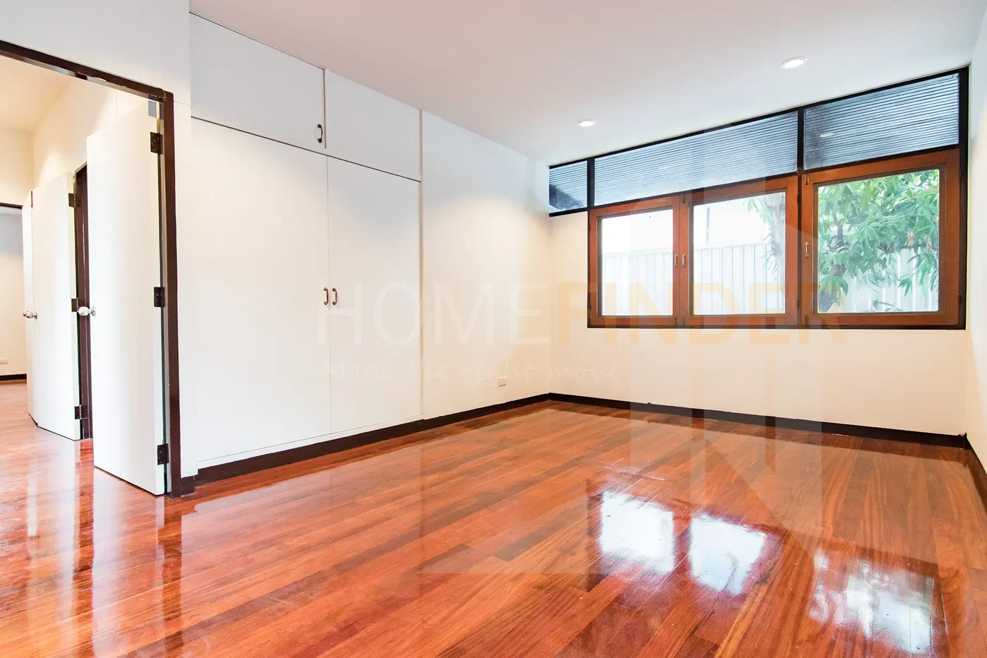 รูป House Thonglor 1 4 bedrooms, for rent - รูปที่ 21/48