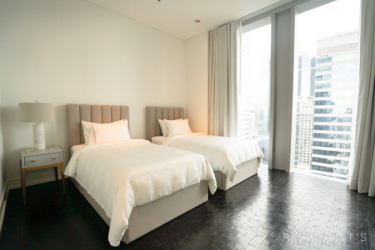 picture The Ritz Carlton Residences Bangkok, 3-Bedrooms, Simplex - 8/13