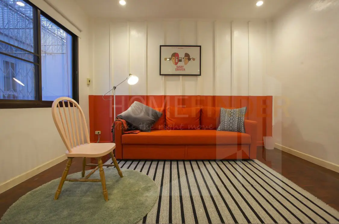 picture Townhome Ploenchit 4 bedrooms, for rent - 4/9