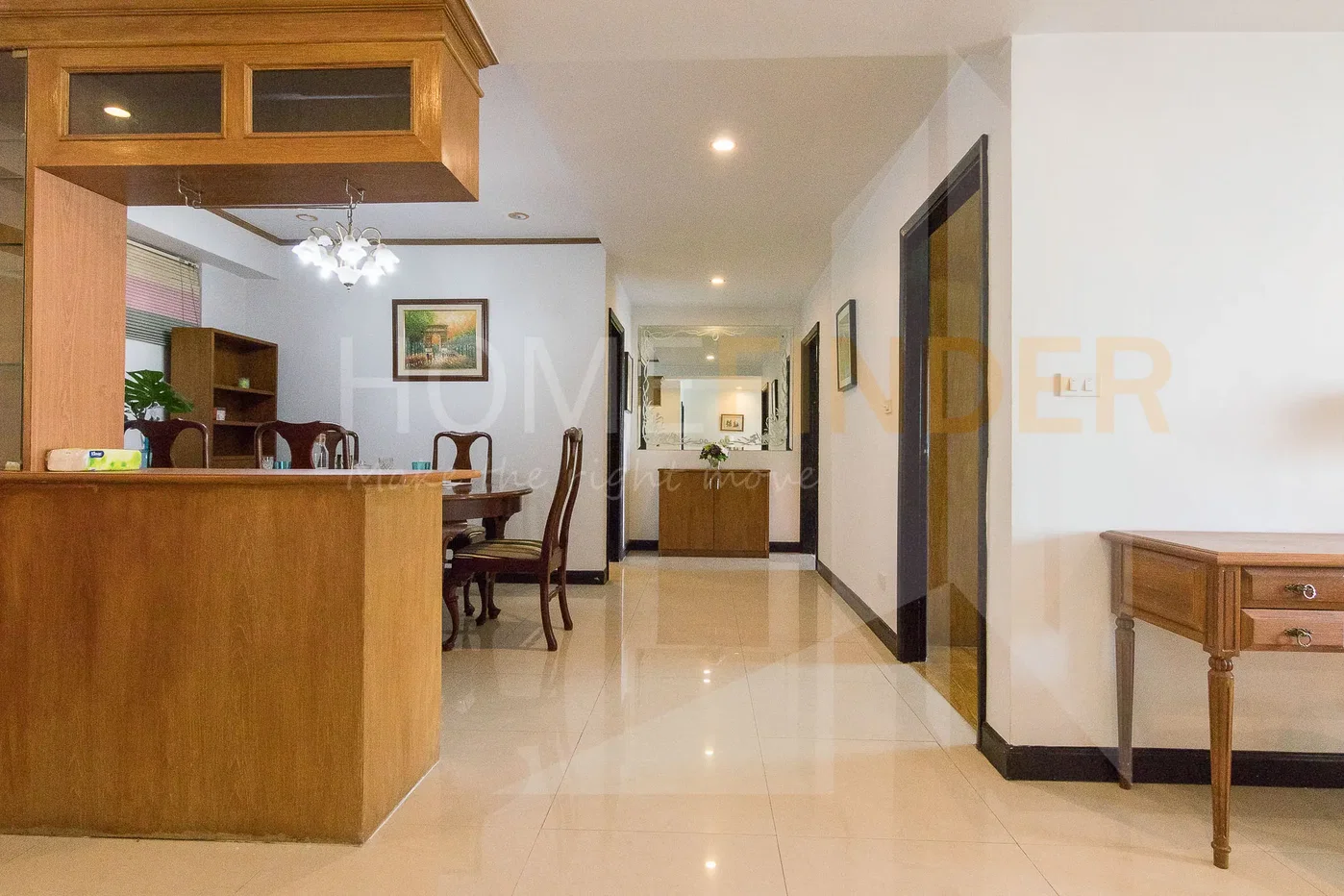 picture Royal Castle 3 bedrooms, for rent - 10/12
