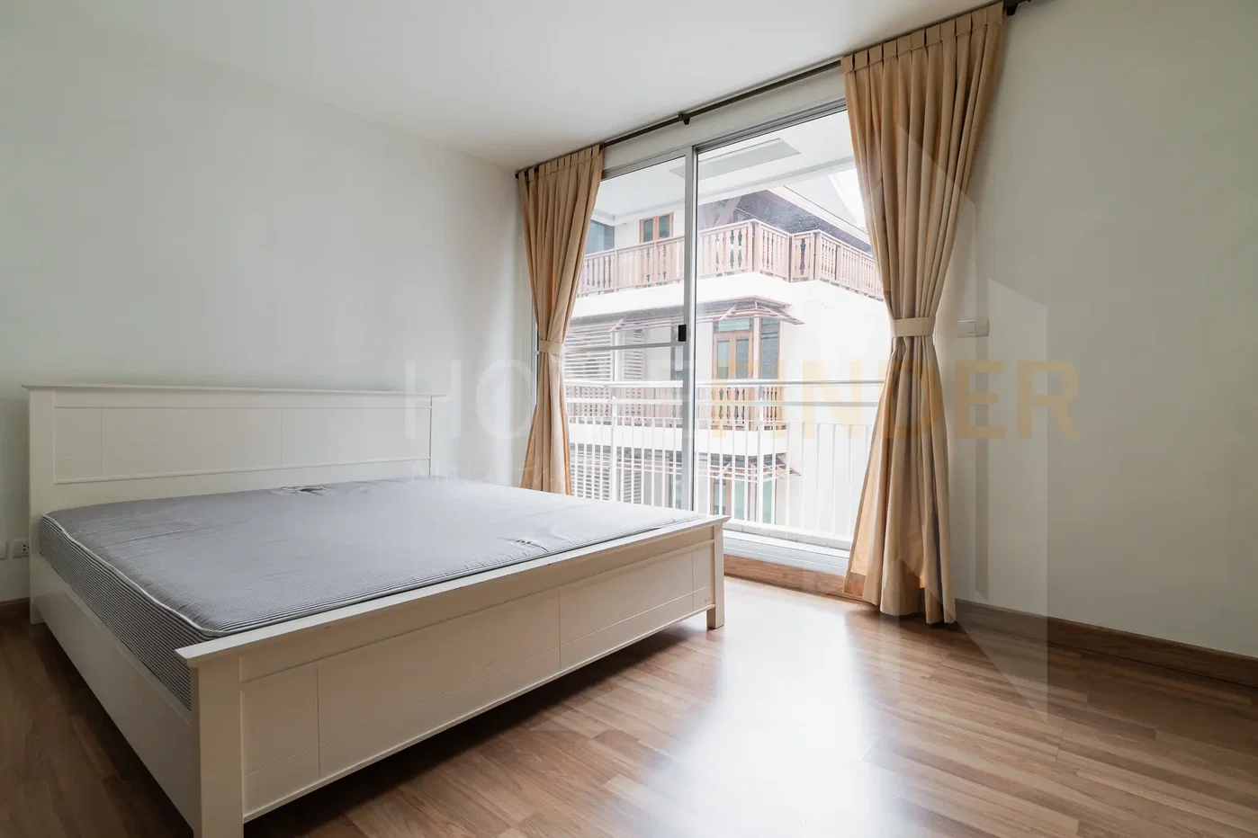 picture Y.O. Place 2 bedrooms, for rent - 5/13