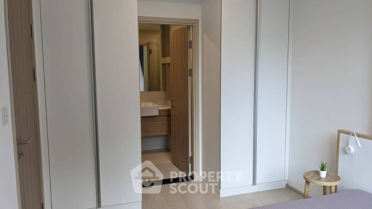 รูป คอนโด 1-ห้องนอน ที่ โนเบิล แอมเบียนส์ สุขุมวิท 42 ใกล้ BTS เอกมัย (ID 3257806) - รูปที่ 8/9