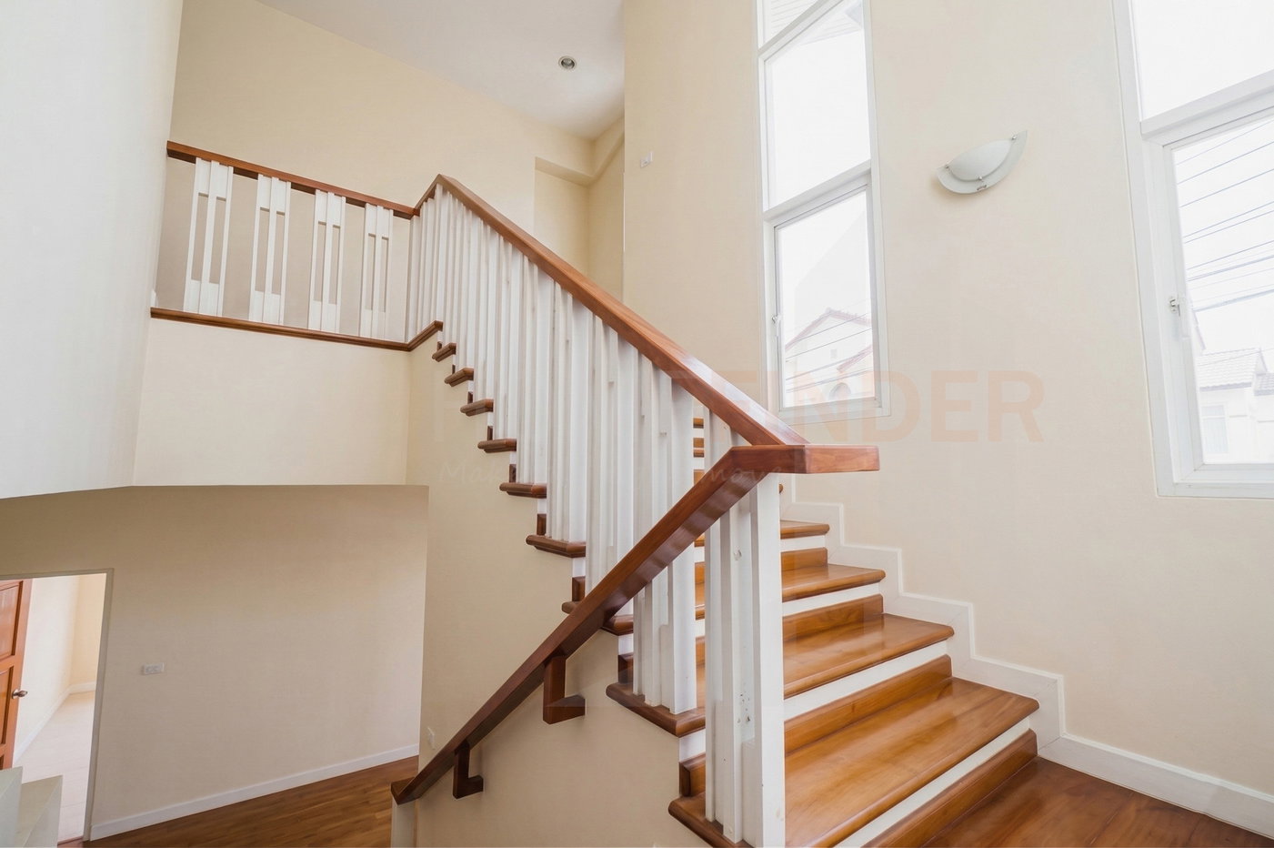 picture Rasa Spanish Courtyard 3 bedrooms, for sale - 12/23