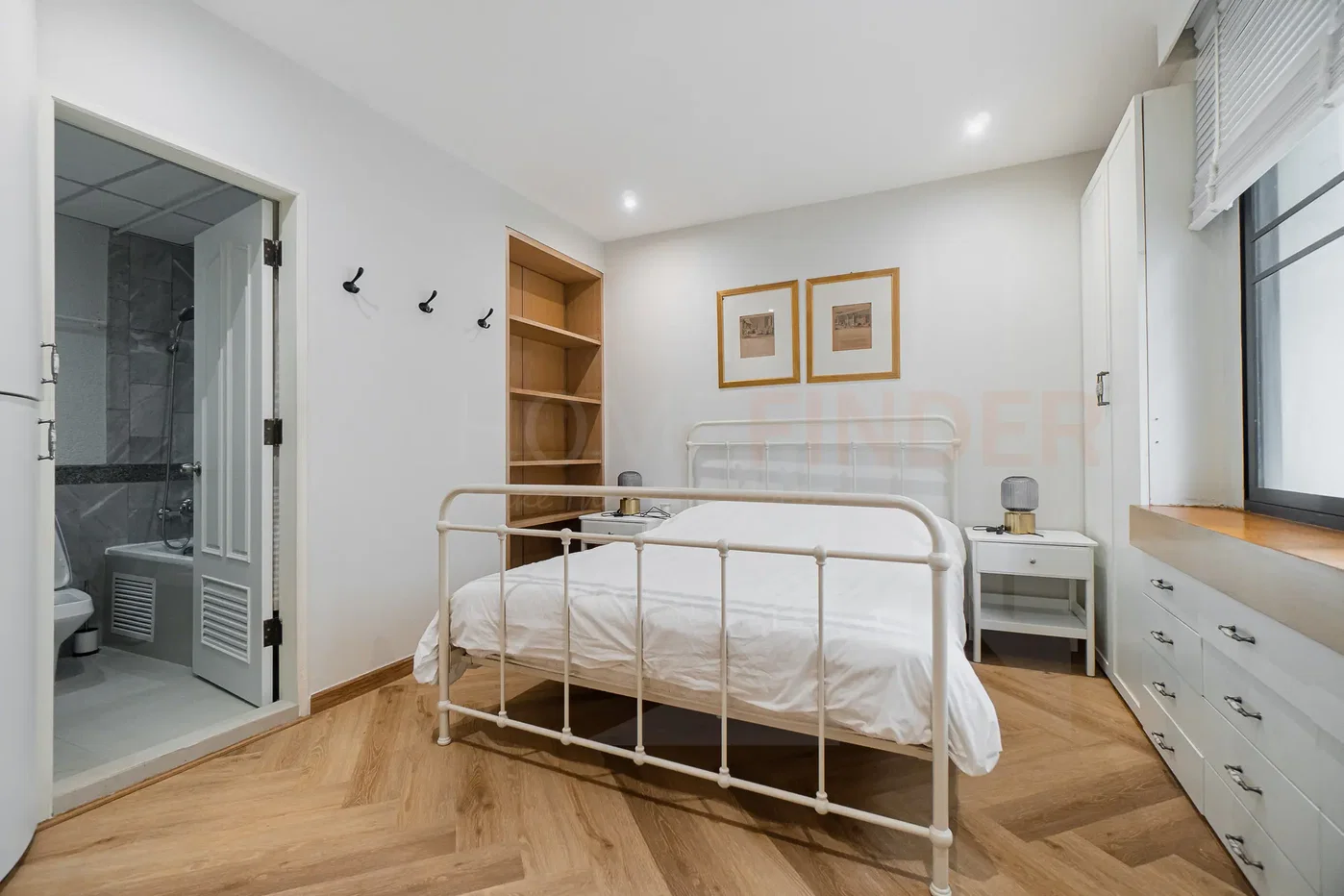 picture Las Colinas 2 bedrooms, for rent - 3/14