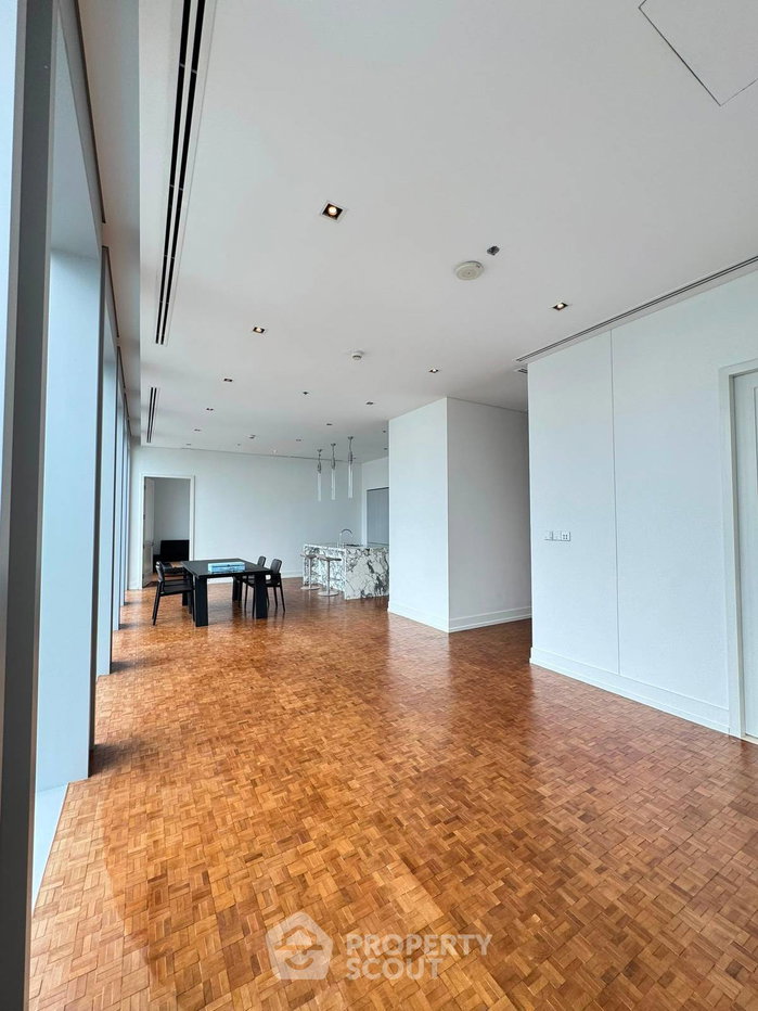 รูป ห้อง 2 ห้องนอน ชั้น 25 The Ritz-Carlton Residences, Bangkok ห่าง BTS ช่องนนทรี 100 ม. (ID 3256107) - รูปที่ 27/28