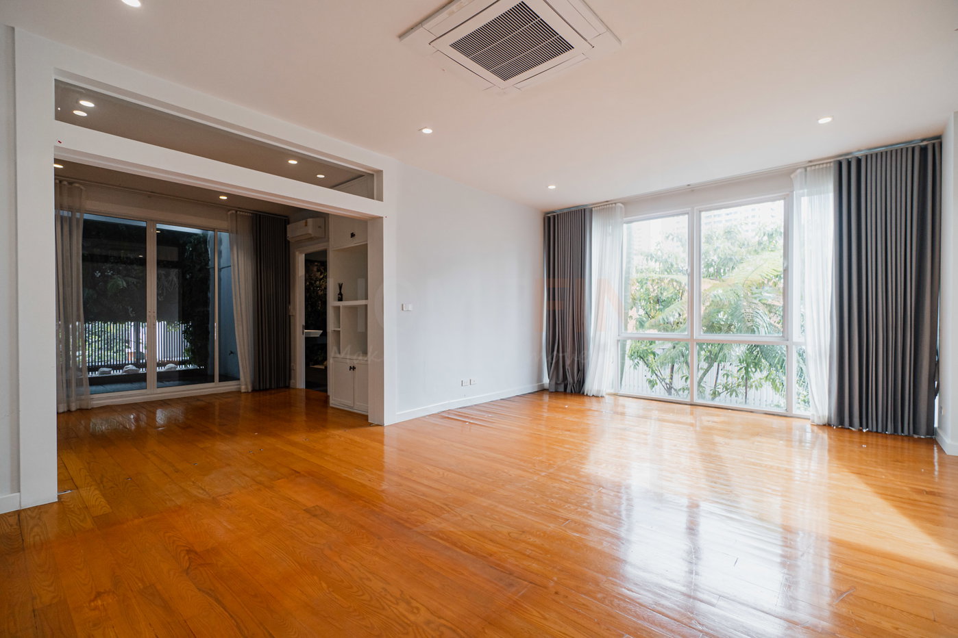 รูป House Soi PhromSi 2 Sukumvit 49 4 bedrooms, for rent - รูปที่ 11/16