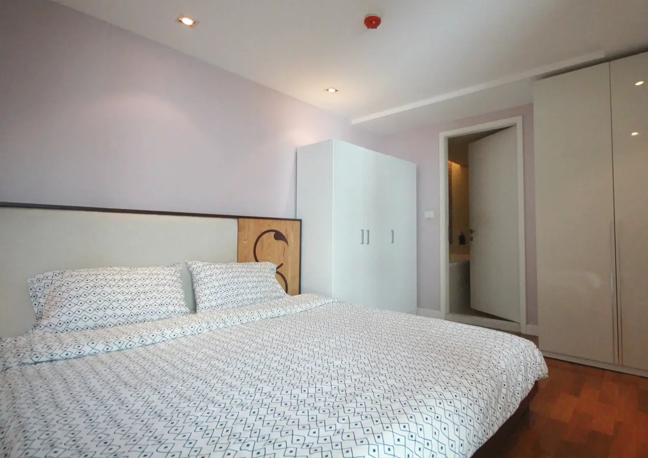 picture Le Nice Ekamai 1 bedroom, for rent - 5/12