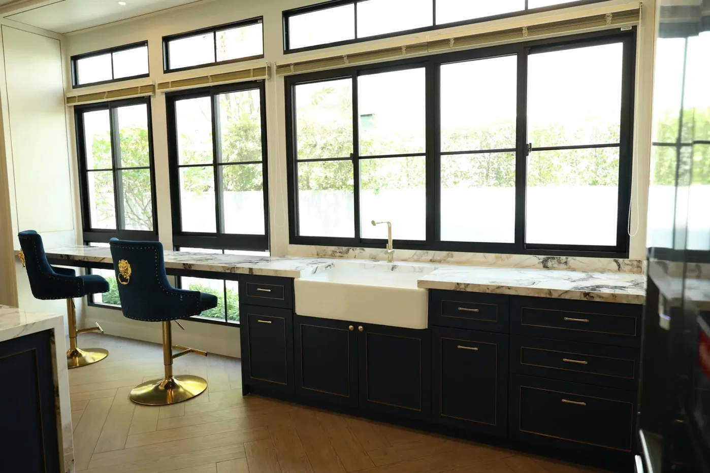 รูป NANTAWAN RAMA 9 New Krungthepkreetha 5 bedrooms, for sale - รูปที่ 8/13