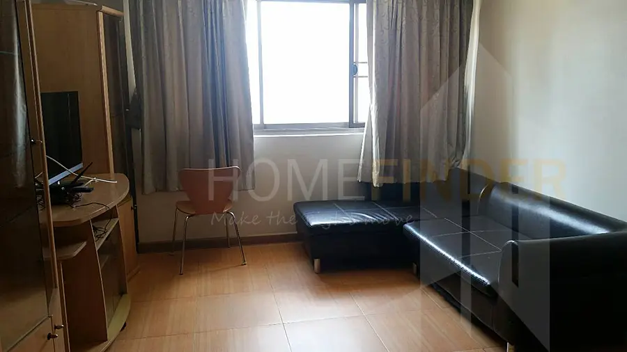 picture Royal Castle 3 bedrooms, for rent - 1/12