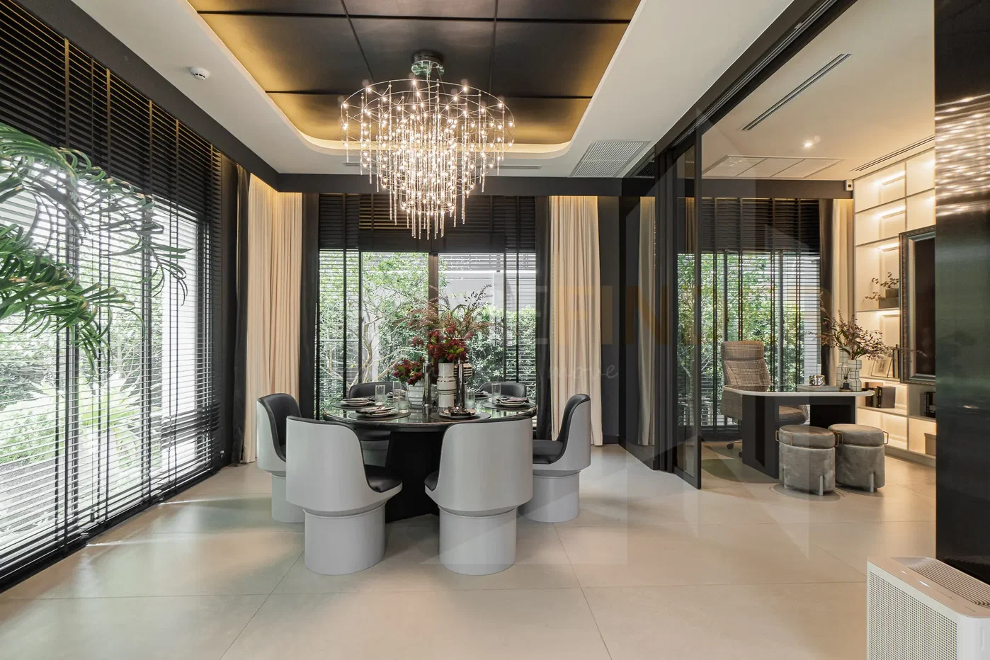 รูป Grand Bangkok Boulevard Krungthepkreetha 4 bedrooms, for sale - รูปที่ 4/12