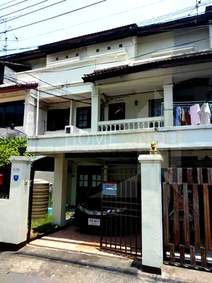 ทาวน์โฮม ม.รามคำแหง : Hometown Office Ladprao 4 bedrooms, for sale