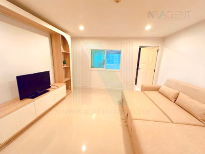 Condos for rent : For Rent Condo ITF SILOM PALACE Building 1, Floor 29,1 bed room, Room size 43.00 sqm