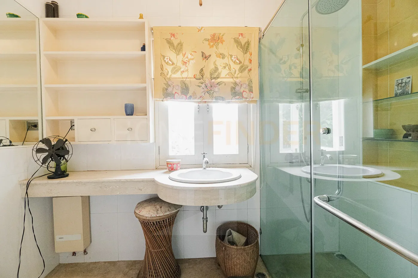 รูป Thai-Modern House near Chaeng Watthana 6 bedroom house - Close to Government Center 6 bedrooms, for sale - รูปที่ 15/23