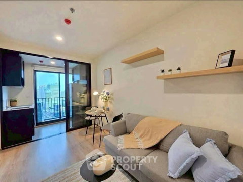 1-BR Condo at Nue District R9 near MRT Phra Ram 9 (ID 3259210)