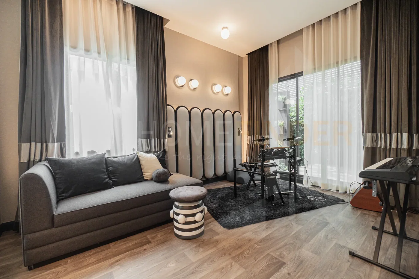 picture Grand Bangkok Boulevard Krungthepkreetha 4 bedrooms, for sale - 8/10