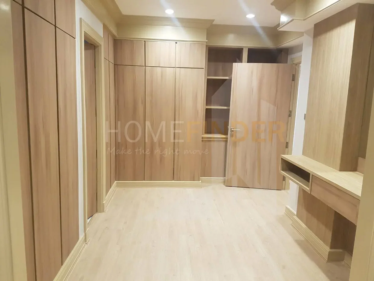picture Raj Mansion 4 bedrooms, for rent - 4/17