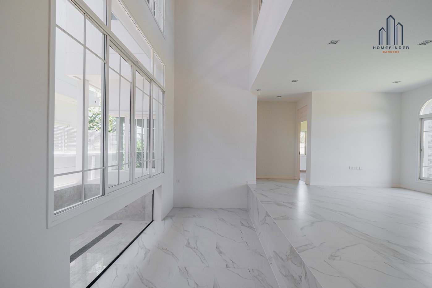 รูป The Grand Riverfront Ratchapruek - Rama 5 5 bedrooms, for sale - รูปที่ 13/36