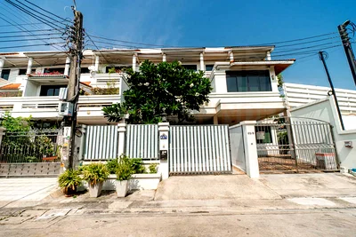 ทาวน์โฮม เขตพระโขนง : Townhouse Sukhumvit 101 H-049 3 bedrooms, for sale