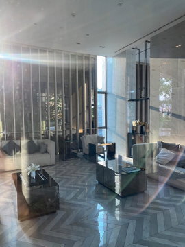 1 ห้องนอน | 1 ห้องน้ำ | BTS Phra Khanong | 35 ตร.ม. | 25,000 บาท/เดือน | ชั้น 19 — The Room Sukhumvit 69 กรุงเทพฯ