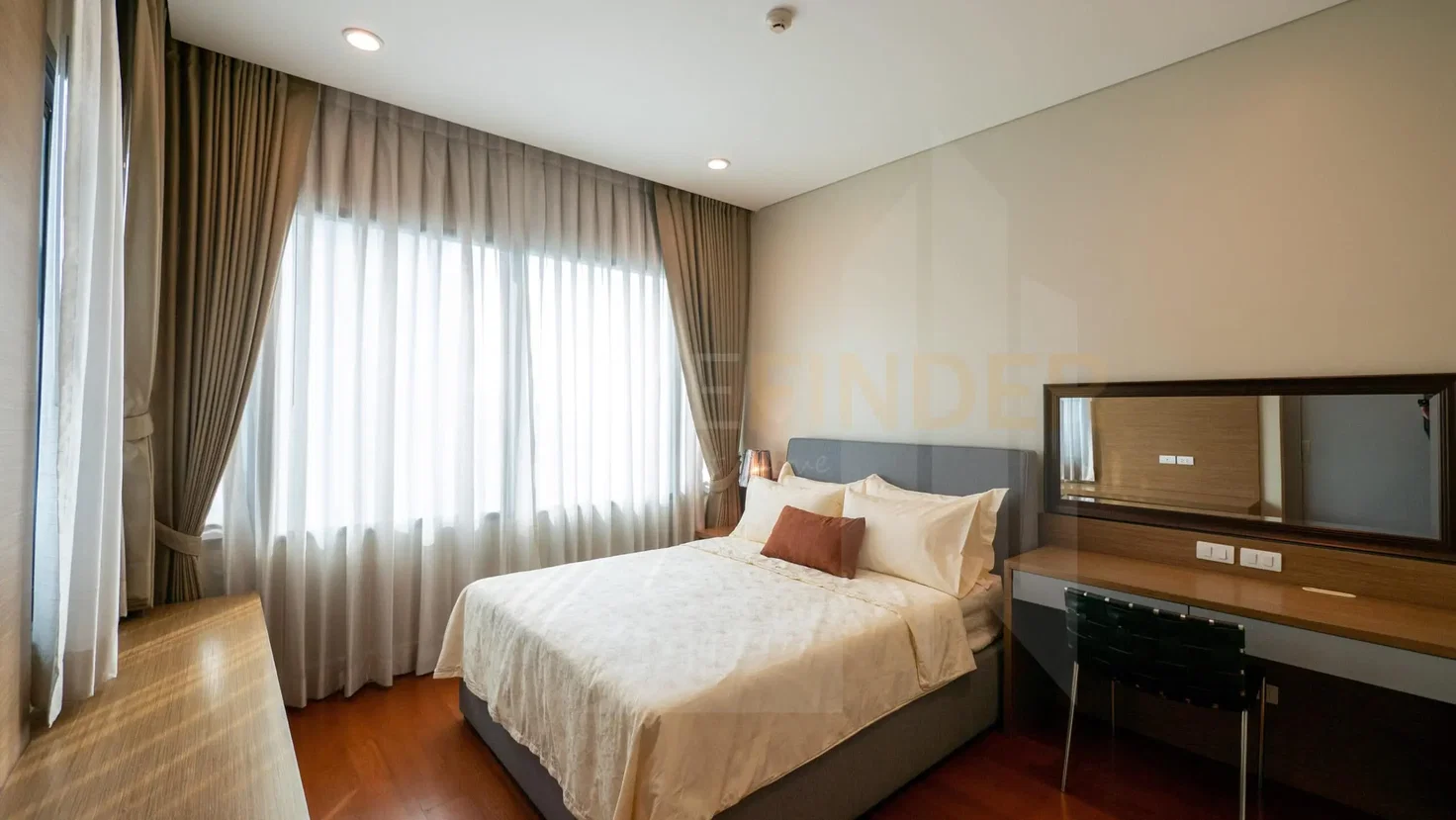 รูป Bright Sukhumvit 24 3 bedrooms, for rent - รูปที่ 8/10