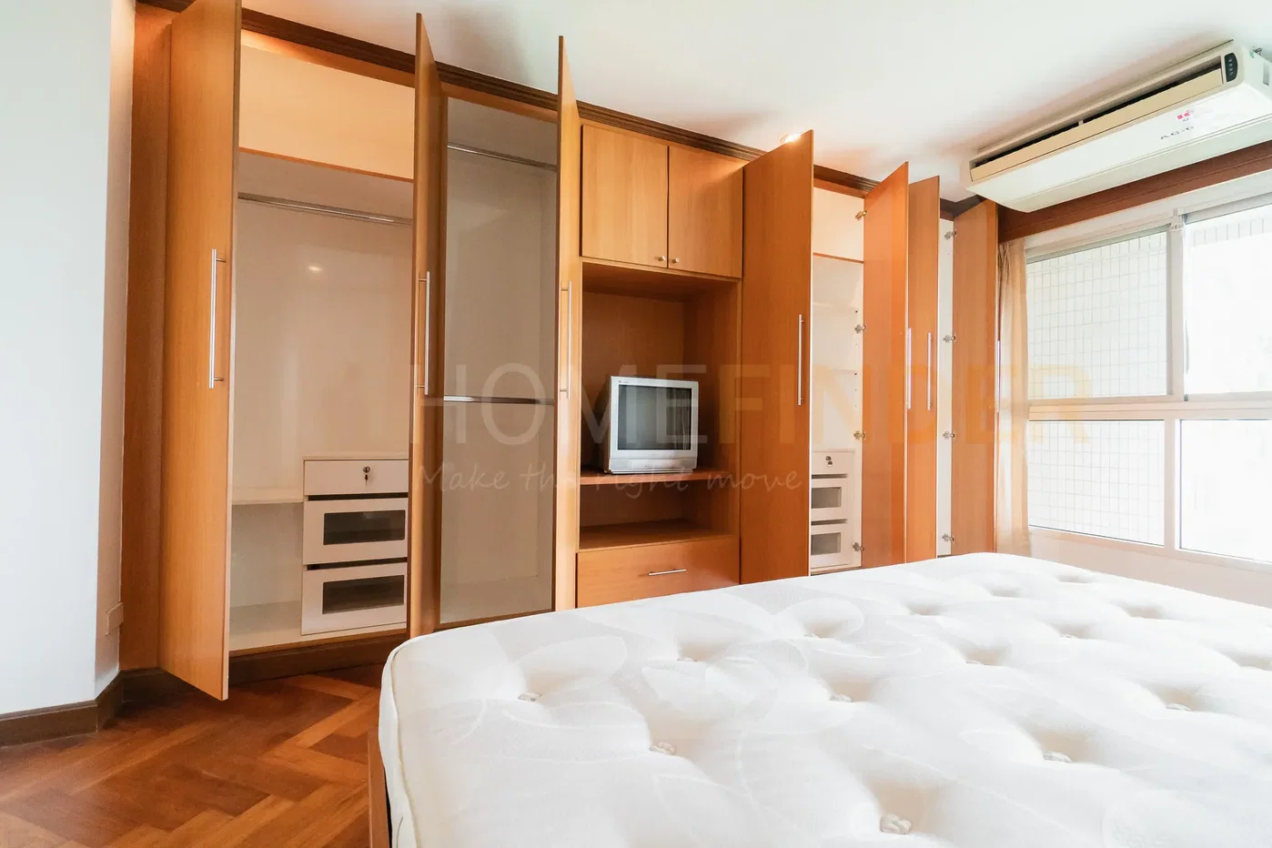 picture Navin Court 2 bedrooms, for rent - 8/15