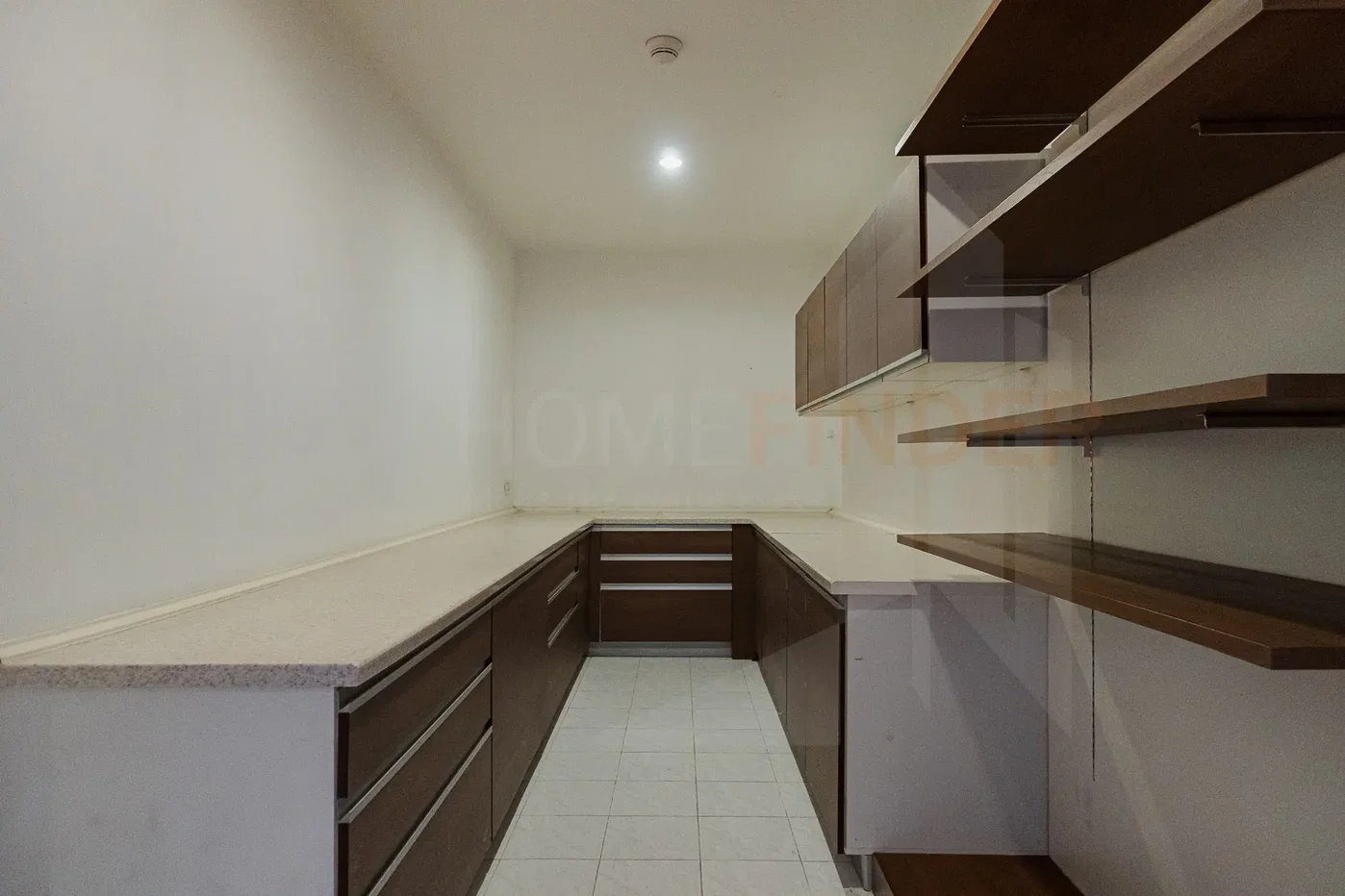 รูป Somkid Gardens Condominium 3 bedrooms, for sale - รูปที่ 17/21