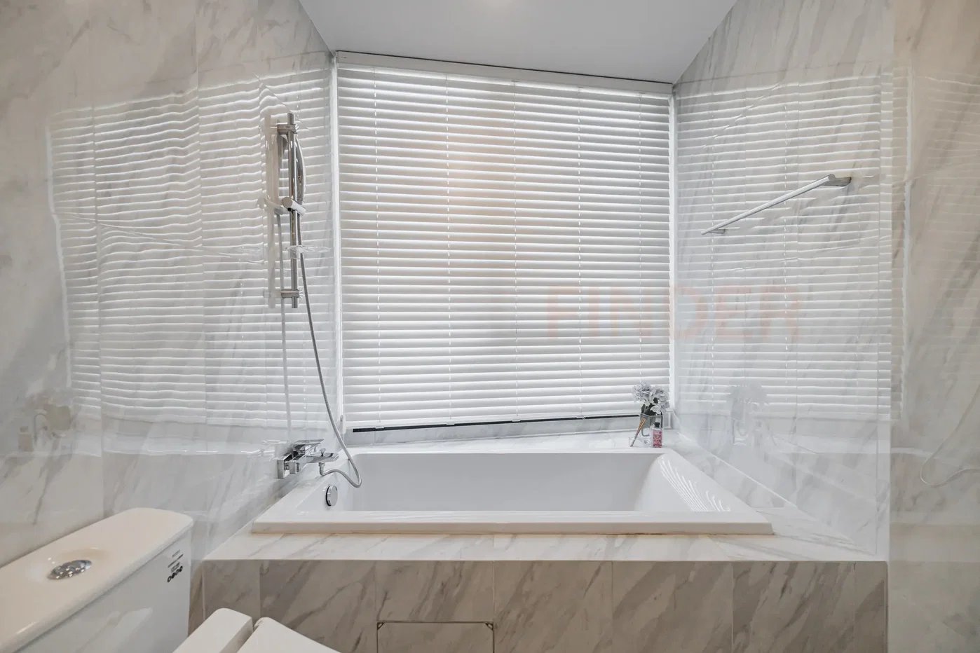 picture Coco Parc 2 bedrooms, for rent - 11/13